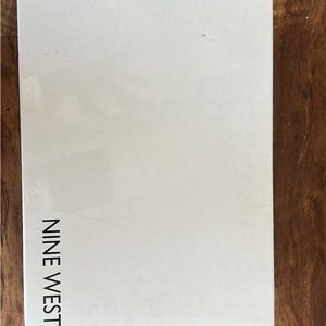 Brand new Nine West heels, super comfortable for parties and weddings!